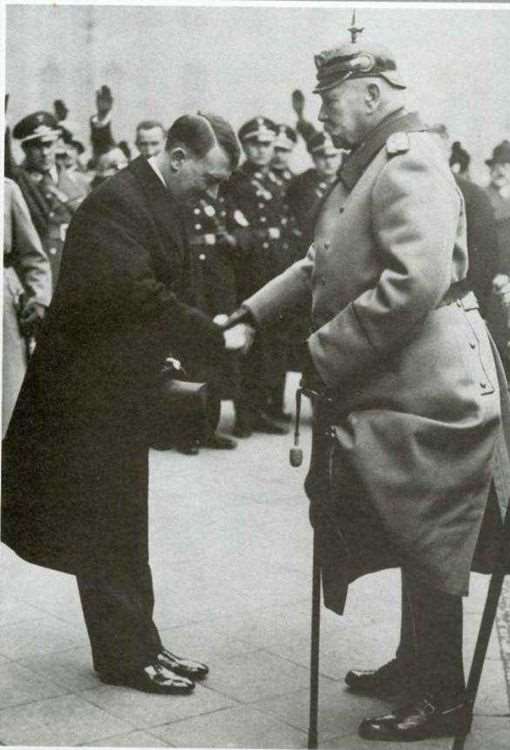 希特勒为何敬重兴登堡 兴登堡到底有多厉害